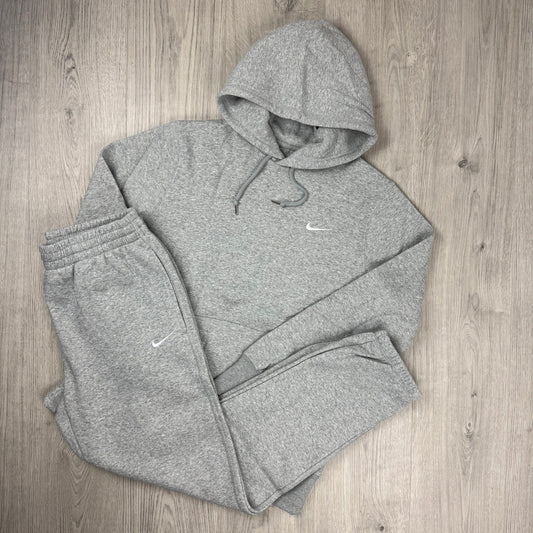 Nike Club Tracksuit - Grey